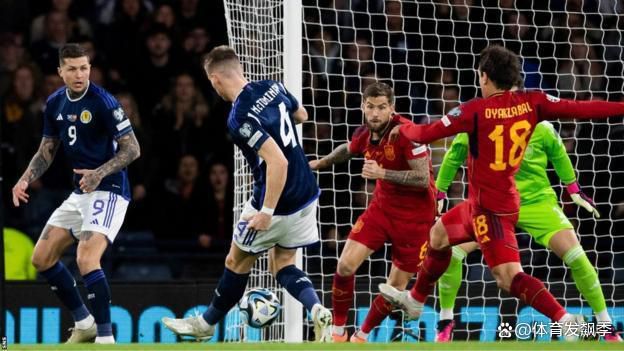 王长田：全民动画公司从去年已经开始了，我们以前只有一个彩条屋是动画厂牌，后来我们成立了光线动画，光线动画又分成光线动画的策划部门和光线动画的制作部门，总的来讲有三个动画团队。